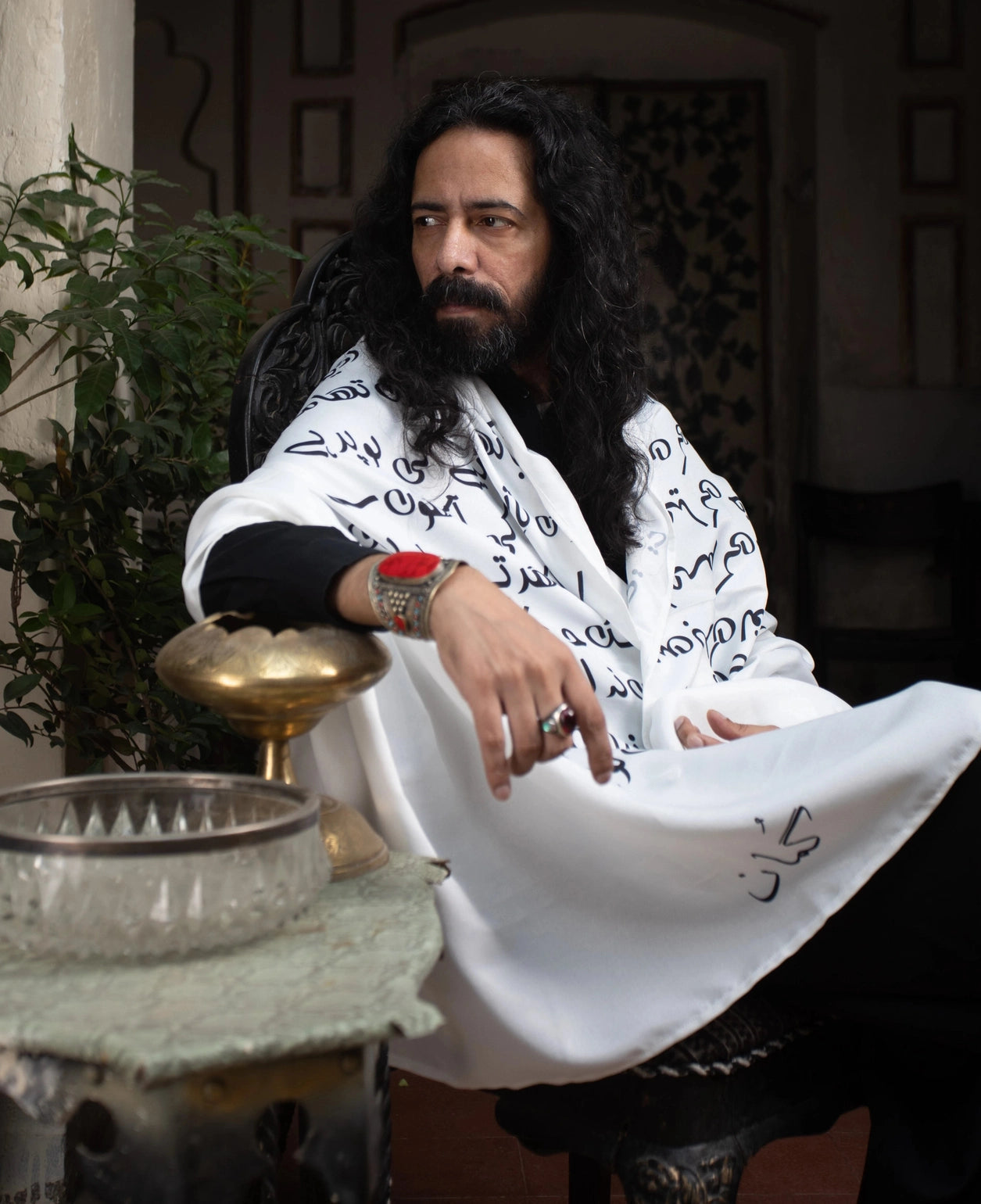 Shawl زریون - Calligraphy Fonts White Shawl