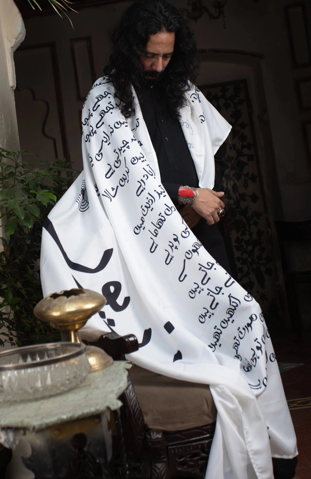 Shawl زریون - Calligraphy Fonts White Shawl