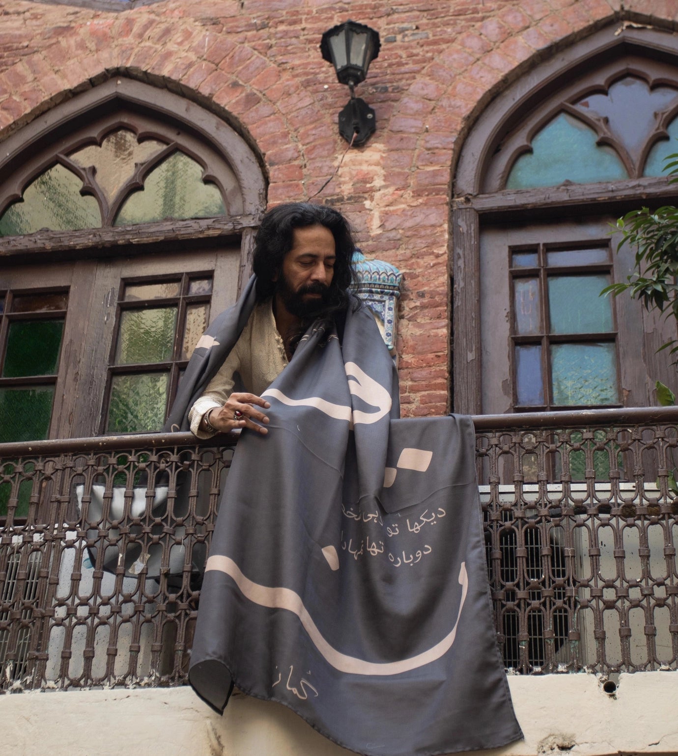 Shawl زریون - Calligraphy Fonts Dark Grey Shawl